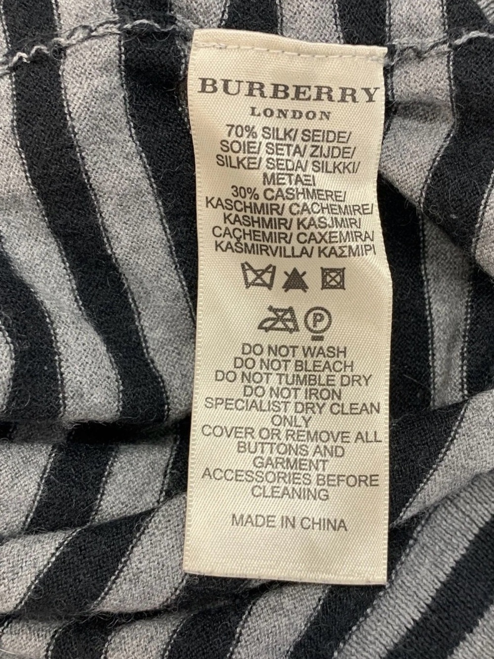 Burberry Black and Gray Striped V-Neck Sweater silk and cashmere size medium - Picture 4 of 6